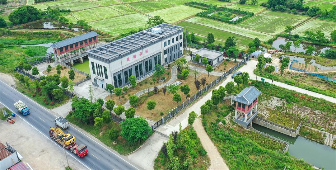 �������p�������@�p����վ